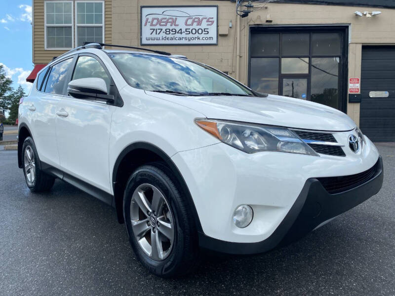 2015 Toyota RAV4 XLE's photo