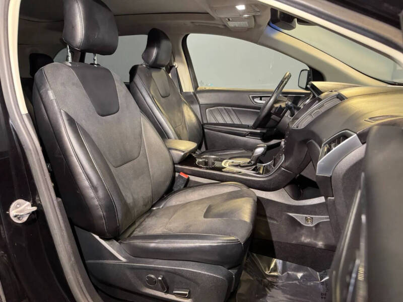 2016 Ford Edge Sport