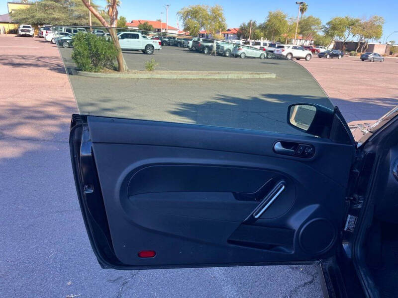 2016 Volkswagen Beetle 1.8T Classic PZEV