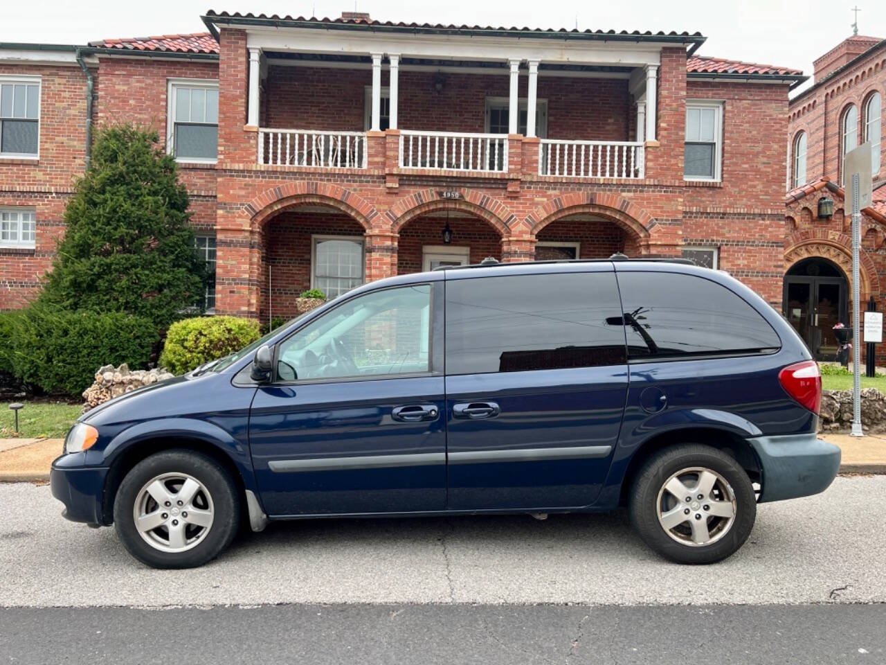 2006 Dodge Caravan for sale at Kay Motors LLC. in Saint Louis, MO