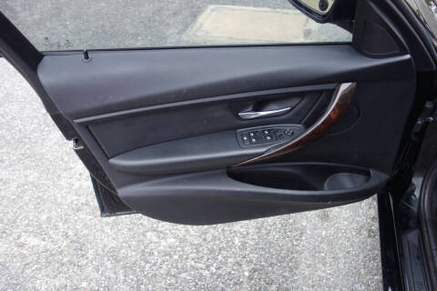 2015 BMW 3 Series 328i