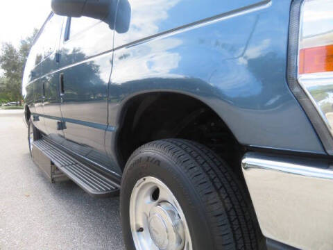 2013 Ford E-Series E-150 XLT