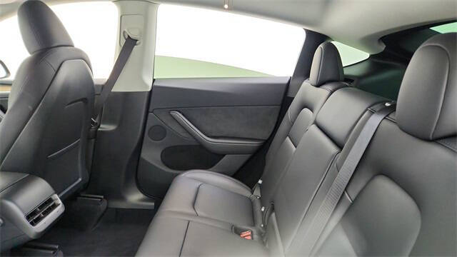 2025 Tesla Model Y Long Range