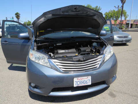 2013 Toyota Sienna