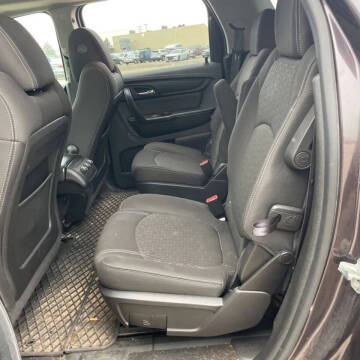 2015 GMC Acadia SLE-2