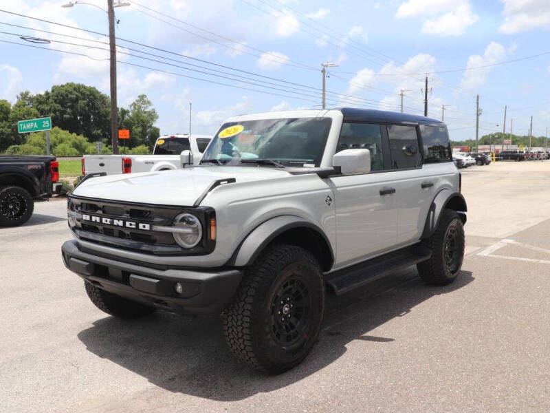 2026 Ford Bronco Outer Banks