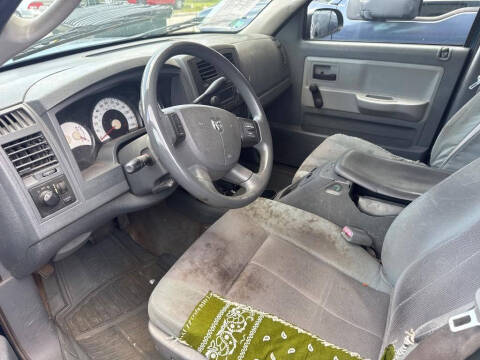 2005 Dodge Dakota ST