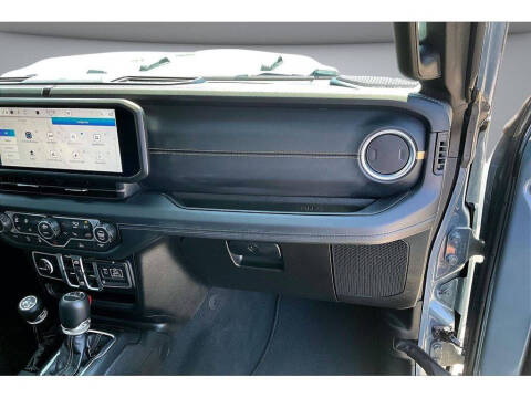 2026 Jeep Gladiator Sahara