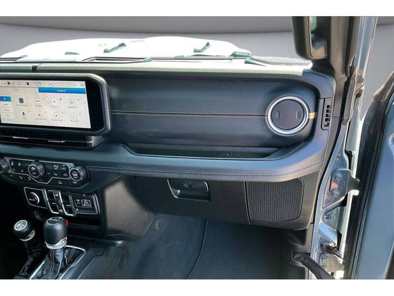 2026 Jeep Gladiator Sahara