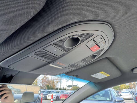 2026 Genesis G70 2.5T Standard