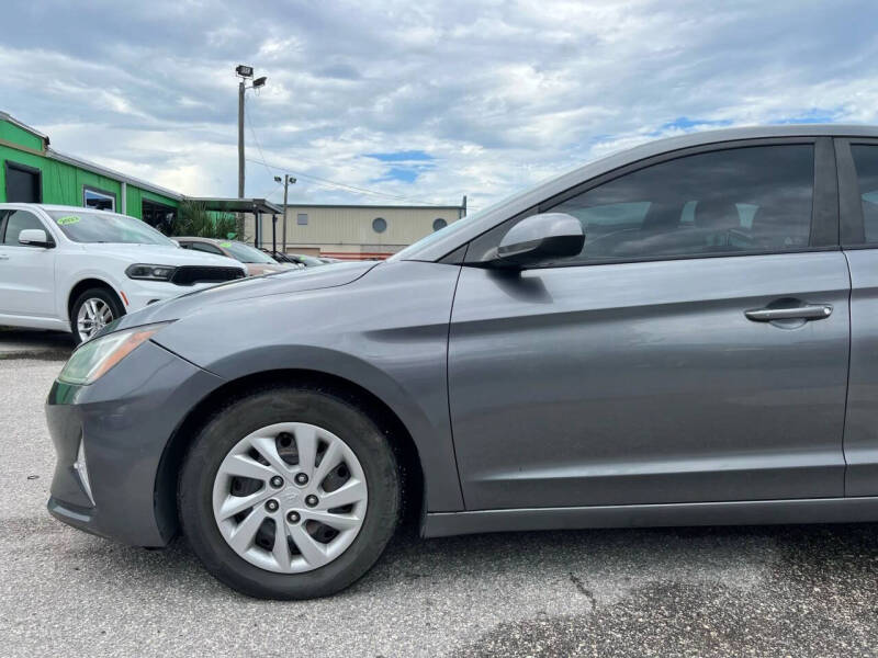 2019 Hyundai Elantra