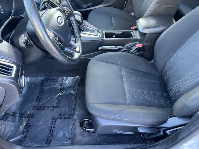 2017 Ford Focus SEL