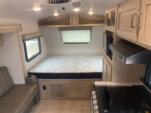 2021 Flagstaff E-PRO 19FBS