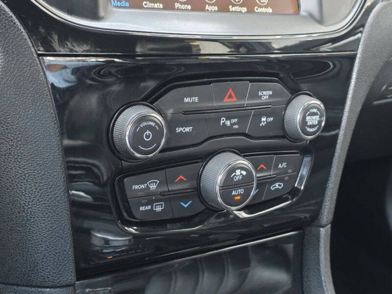 2021 Chrysler 300 S V6