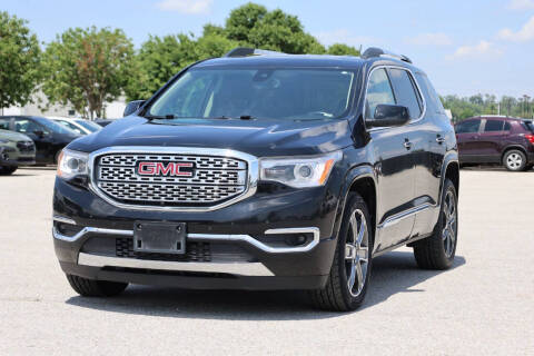 2017 GMC Acadia Denali