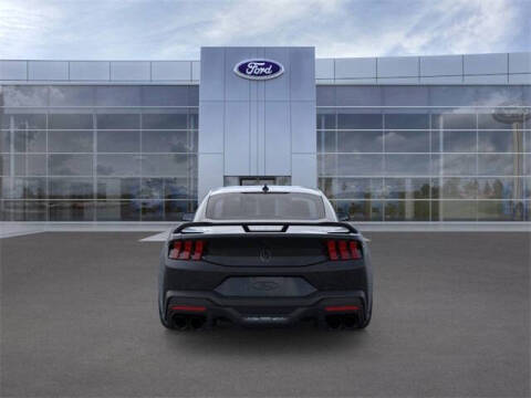 2025 Ford Mustang Dark Horse