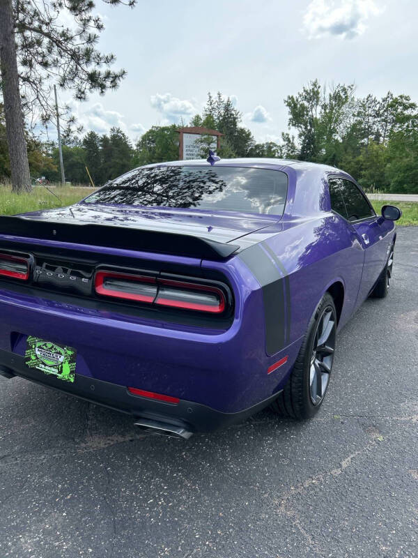 2019 Dodge Challenger R/T photo 6