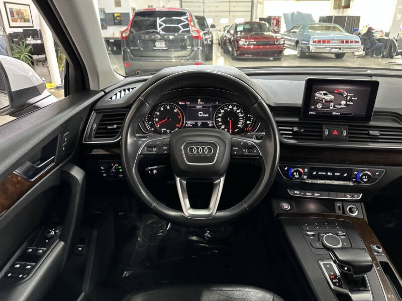2019 Audi Q5 quattro Premium 45 TFSI
