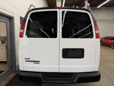 2011 Chevrolet Express 2500