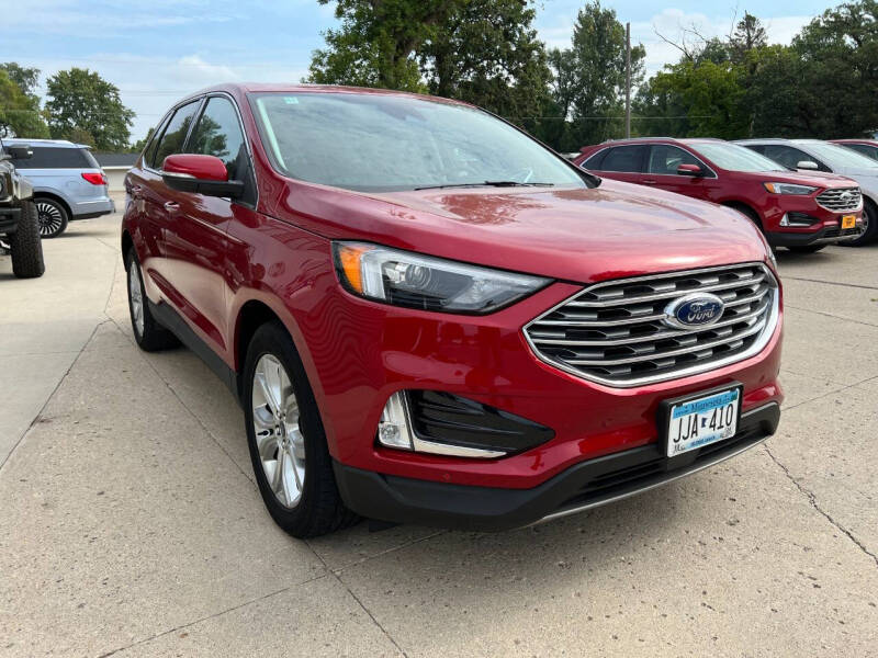 2022 Ford Edge Titanium