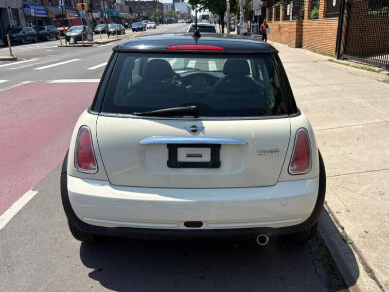 2005 MINI Cooper
