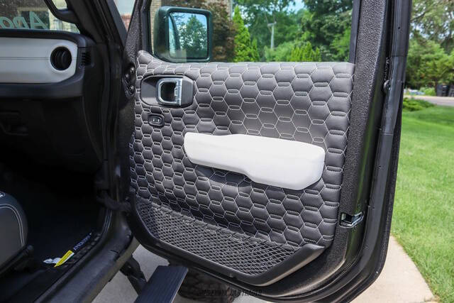 2025 Jeep Gladiator