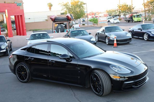 2019 Porsche Panamera