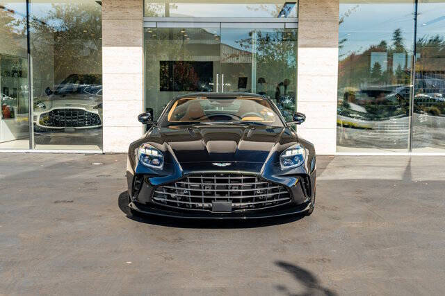 2025 Aston Martin Vantage