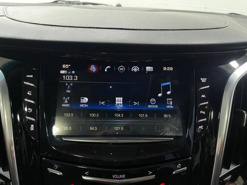 2018 Cadillac Escalade Luxury