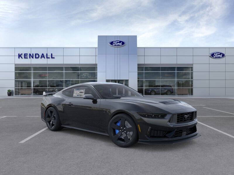 2025 Ford Mustang Dark Horse