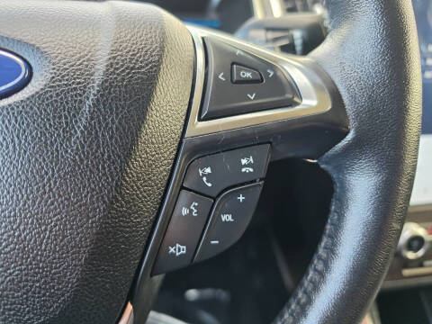 2021 Ford Edge Titanium