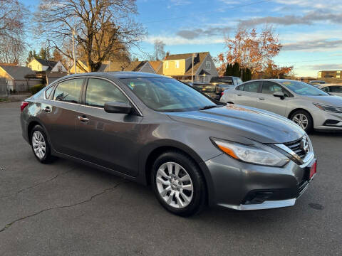 2016 Nissan Altima for sale at Sinaloa Auto Sales in Salem OR