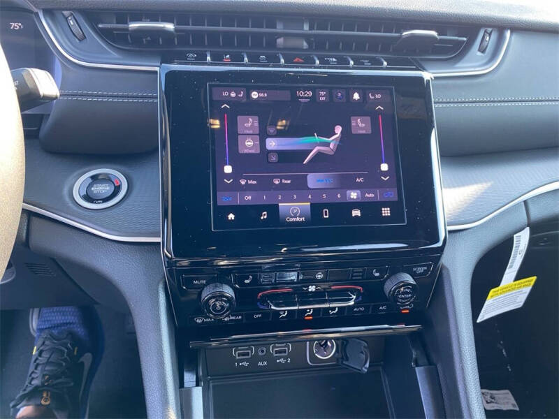 2025 Jeep Grand Cherokee Altitude X