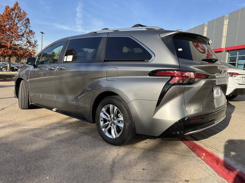 2026 Toyota Sienna Limited 7-Passenger