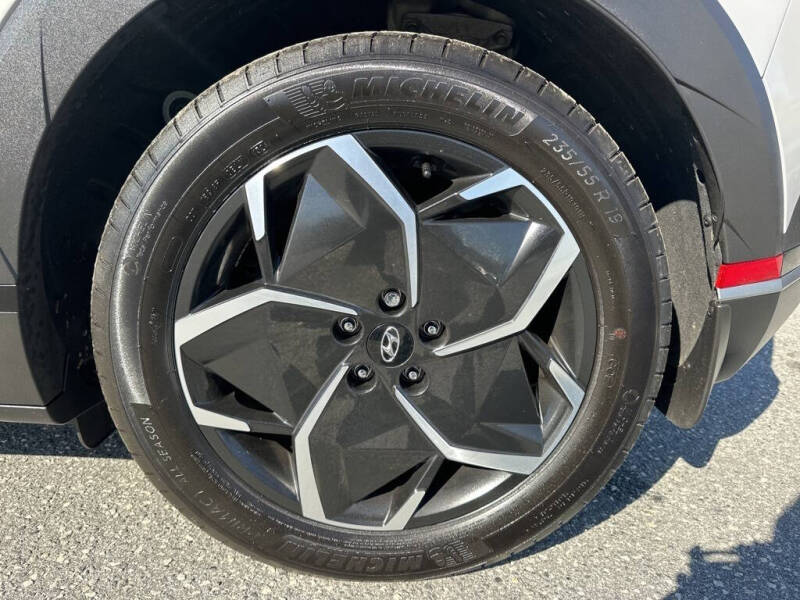 2024 Hyundai Ioniq 5 SE