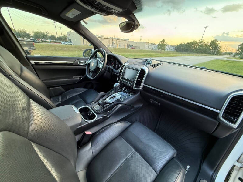 2012 Porsche Cayenne Tiptronic