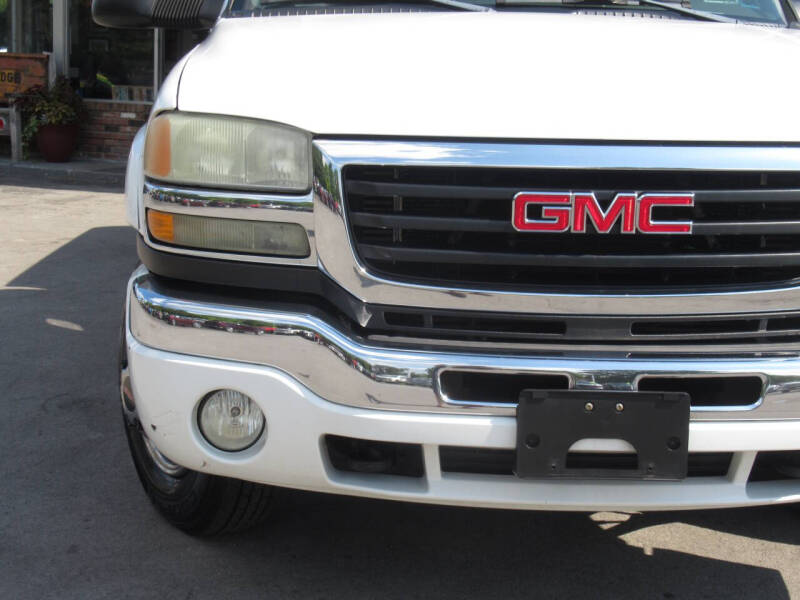 2004 GMC Sierra 3500