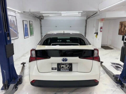 2019 Toyota Prius L Eco