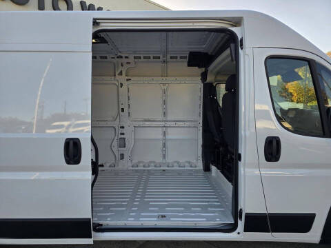 2025 RAM ProMaster