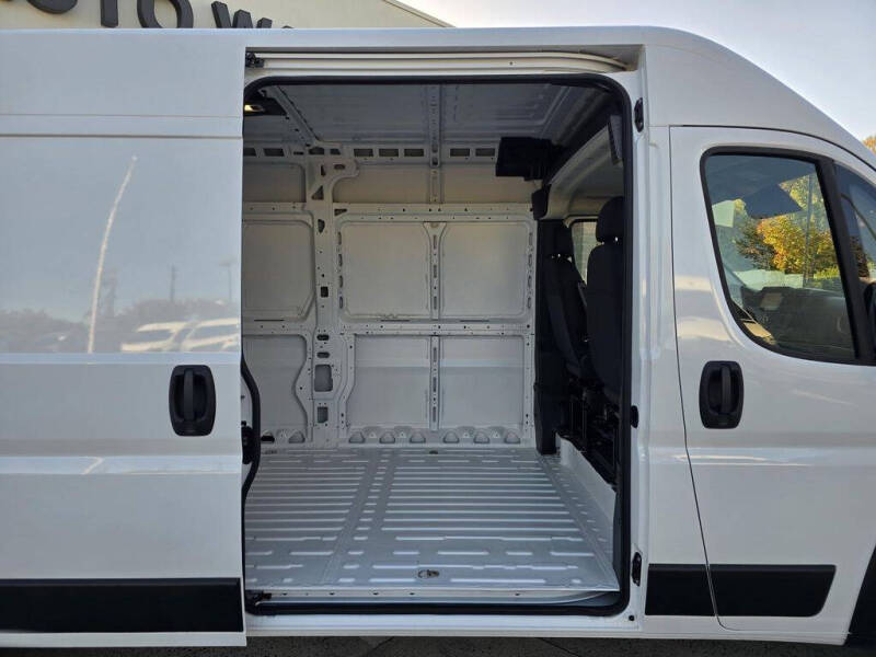 2025 RAM ProMaster