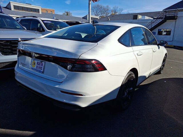 2025 Honda Accord SE