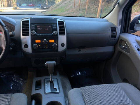 2017 Nissan Frontier SV