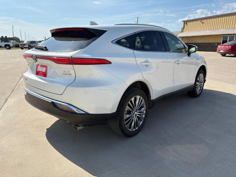 2021 Toyota Venza LE