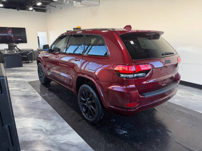 2018 Jeep Grand Cherokee Altitude