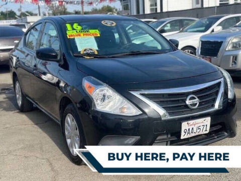 2018 Nissan Versa SV