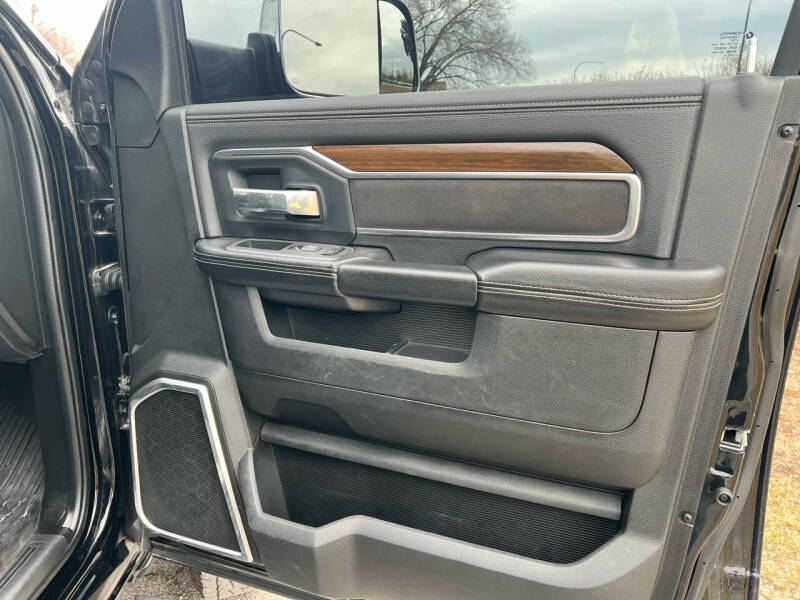 2022 RAM 3500 Laramie