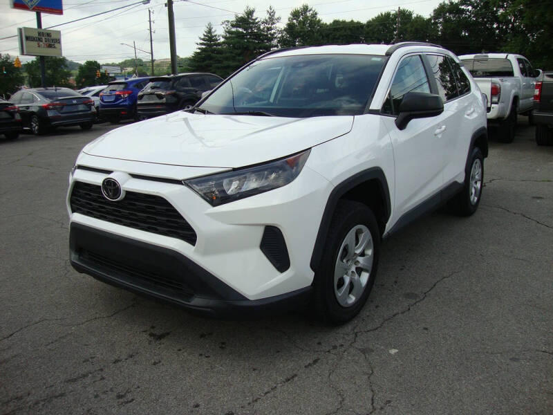 2020 Toyota RAV4 LE