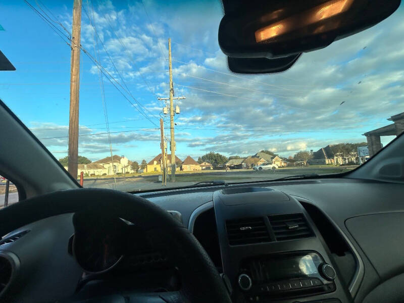 2013 Chevrolet Sonic LS Auto