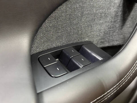 2025 Tesla Model S Plaid