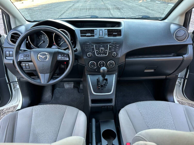 2012 Mazda MAZDA5 Sport